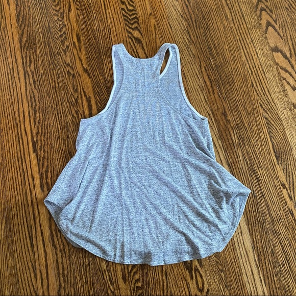 Grey tank - Picture 2 of 2